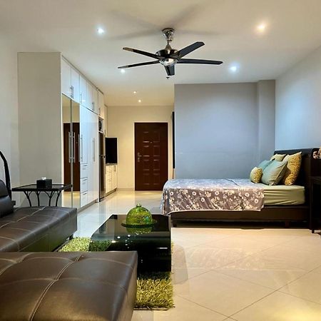 View Talay Condominium By Vlad Property Pattaya Zimmer foto