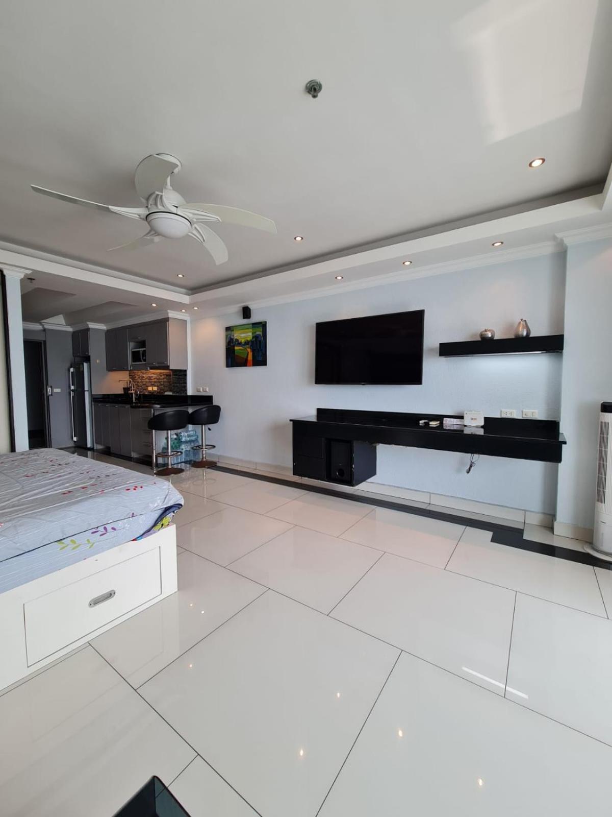 View Talay Condominium By Vlad Property Pattaya Zimmer foto
