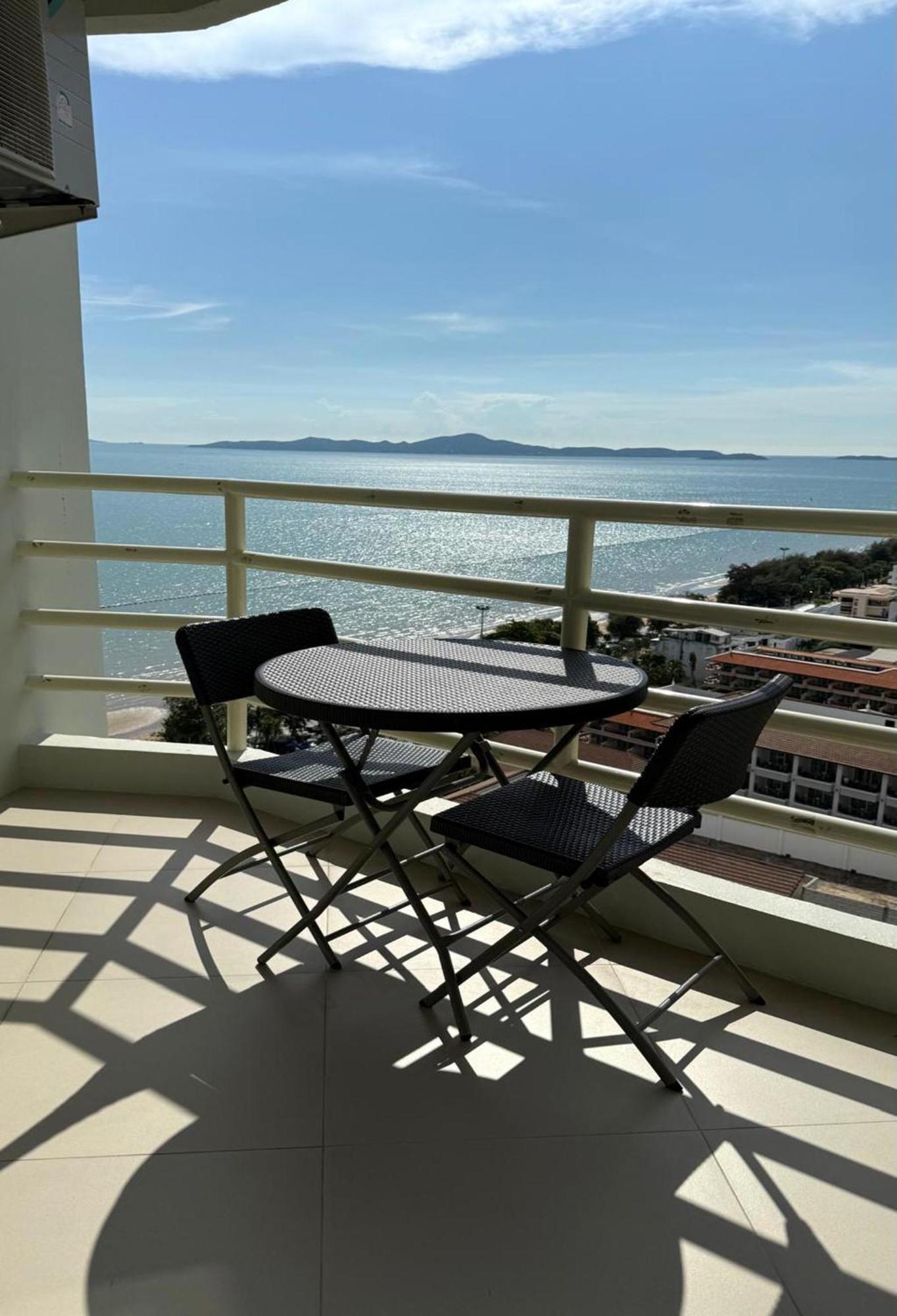 View Talay Condominium By Vlad Property Pattaya Zimmer foto